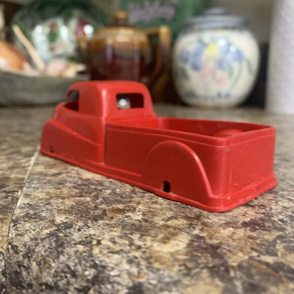 Vintage Plastic Toy Pickup Truck Body – Unmarked – Red – Project / Parts - Picture 6 of 16